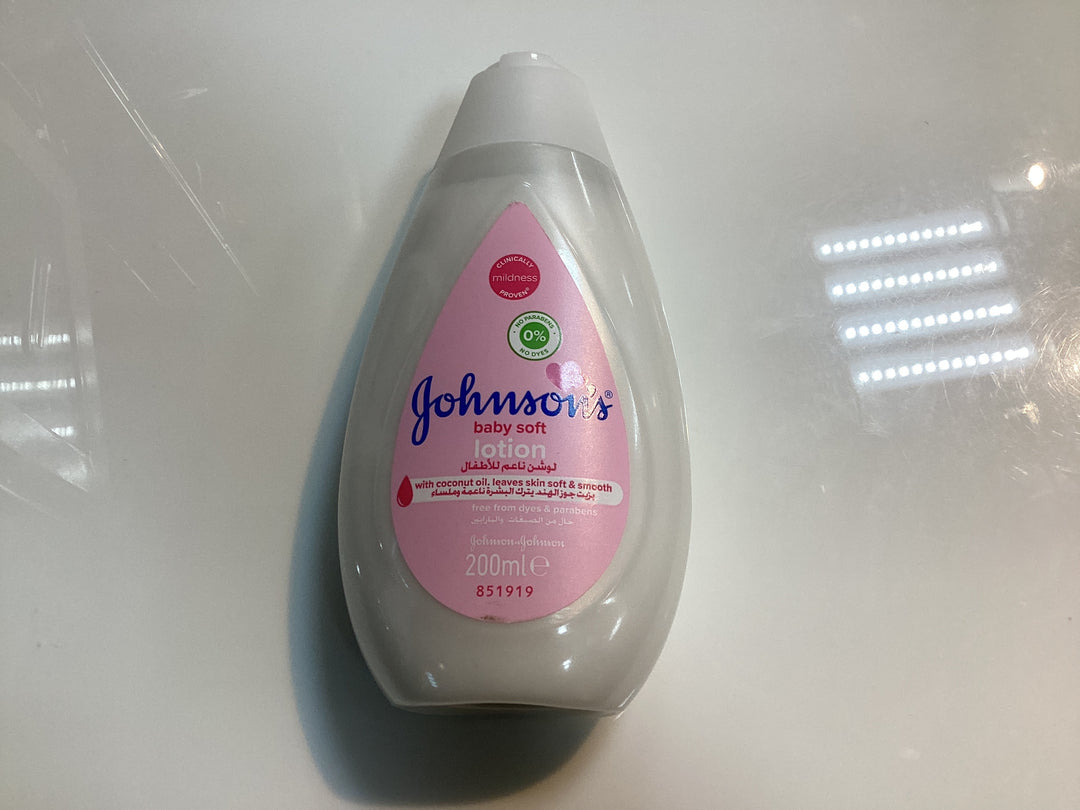 Johnsons Baby Soft Lotion 200ml