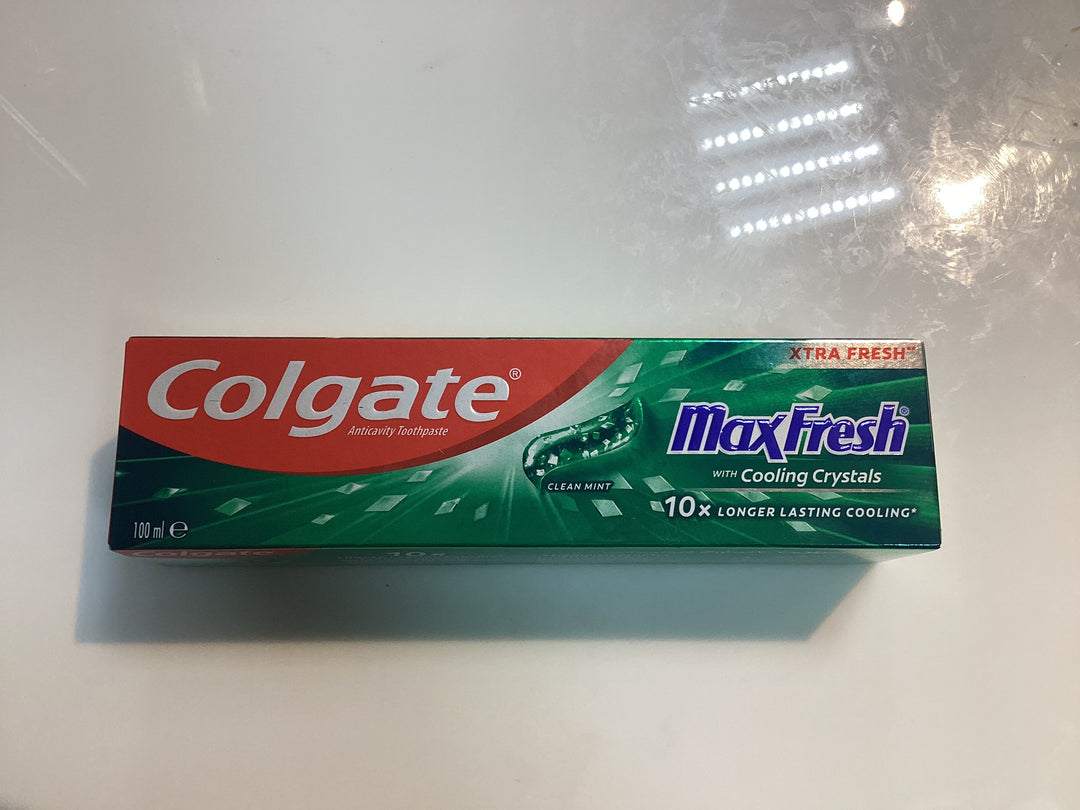 Colgate MaxFresh Clean Mint Toothpaste 100ml