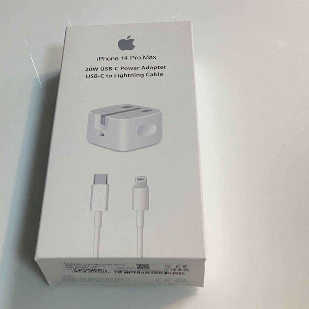 iPhone 14 Pro Max 20 w usb