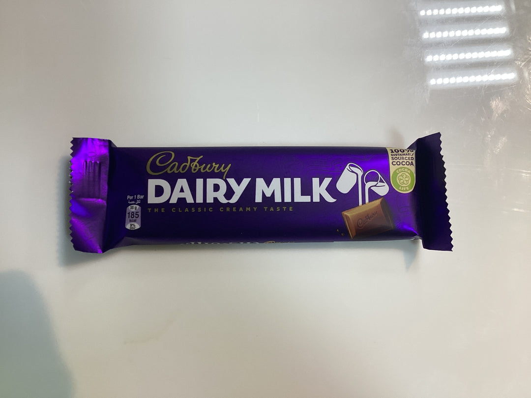 Cadbury Dairy Milk Chocolate classic 35g