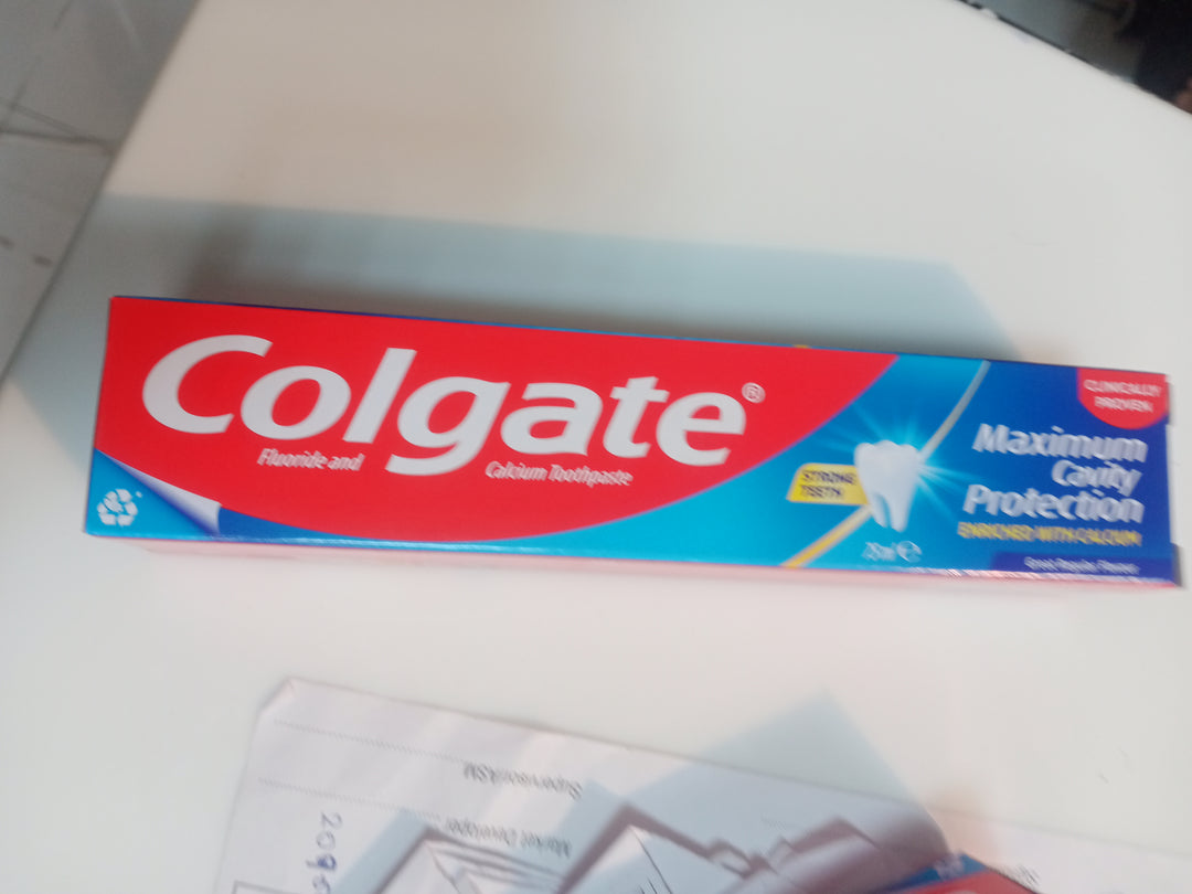 Colgate Fluoride And Calcium Toothpaste 75ml